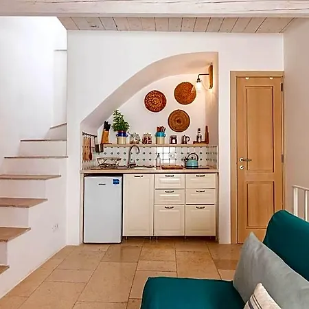 Pensjonat A Casa Di Elena 12 4*